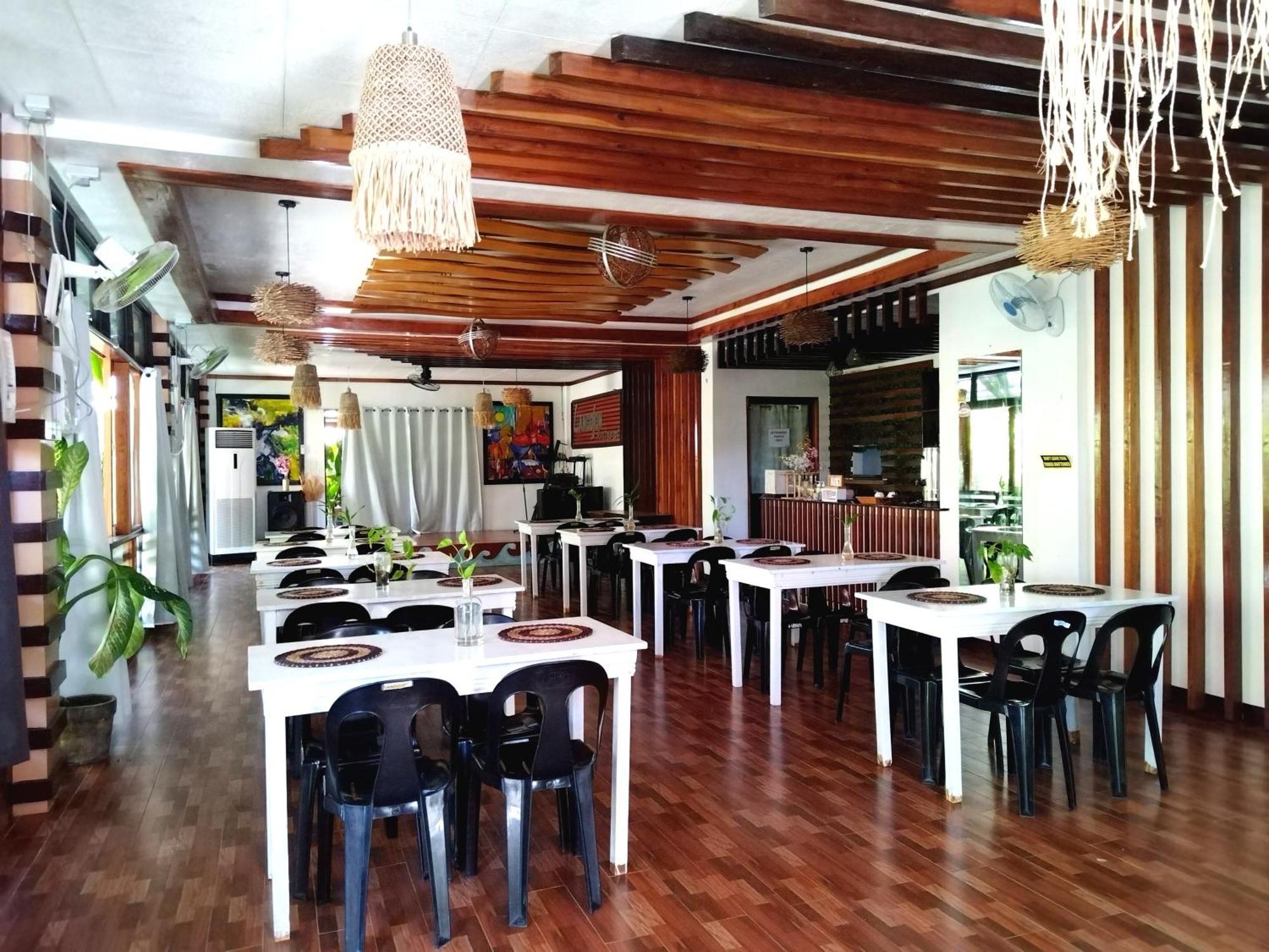 Langojon Jianjoy Beach Resort General Luna  Exterior photo